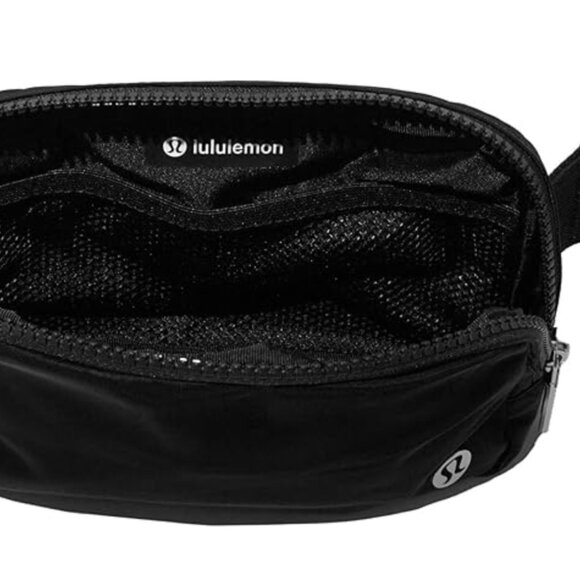 Lululemon Black Belt Bag - Picture 4 of 6